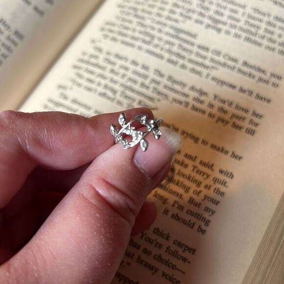 Set of 4 Pinky Rings Small Stackable Rings Sz 4 - Picture 2 of 4